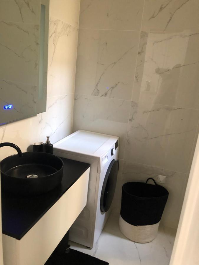 Prestige A Luxe, Calme Et Proche Tour Eiffel Et Champs-elysees Appartement