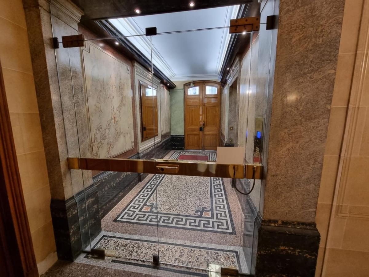 Prestige A Luxe, Calme Et Proche Tour Eiffel Et Champs-elysees Appartement *