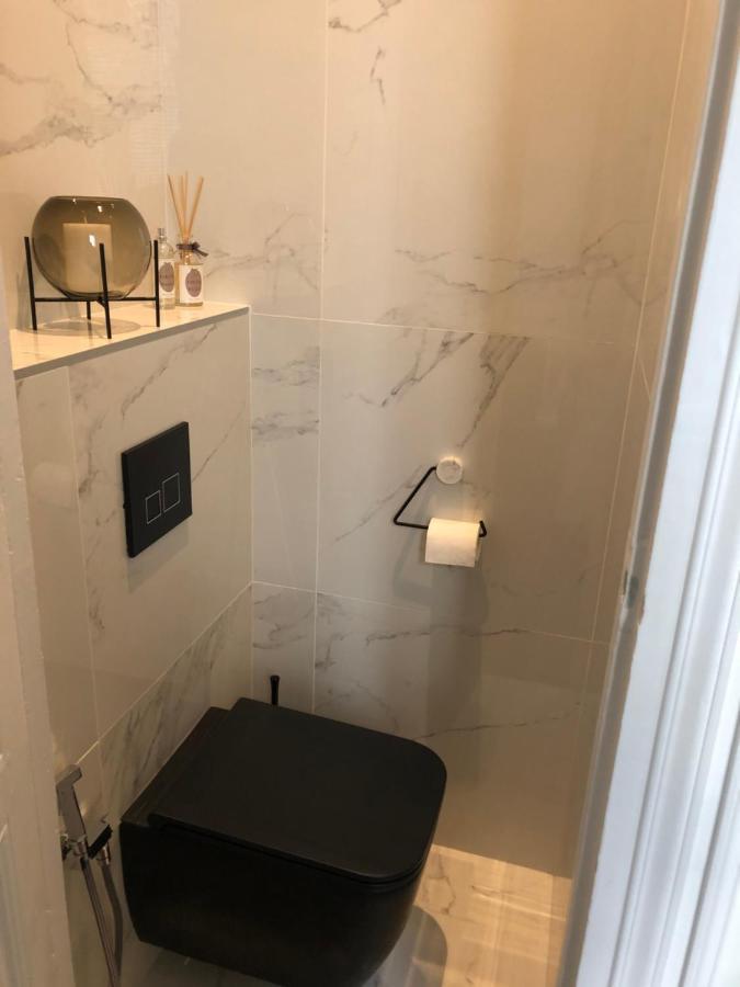 Prestige A Luxe, Calme Et Proche Tour Eiffel Et Champs-elysees Appartement