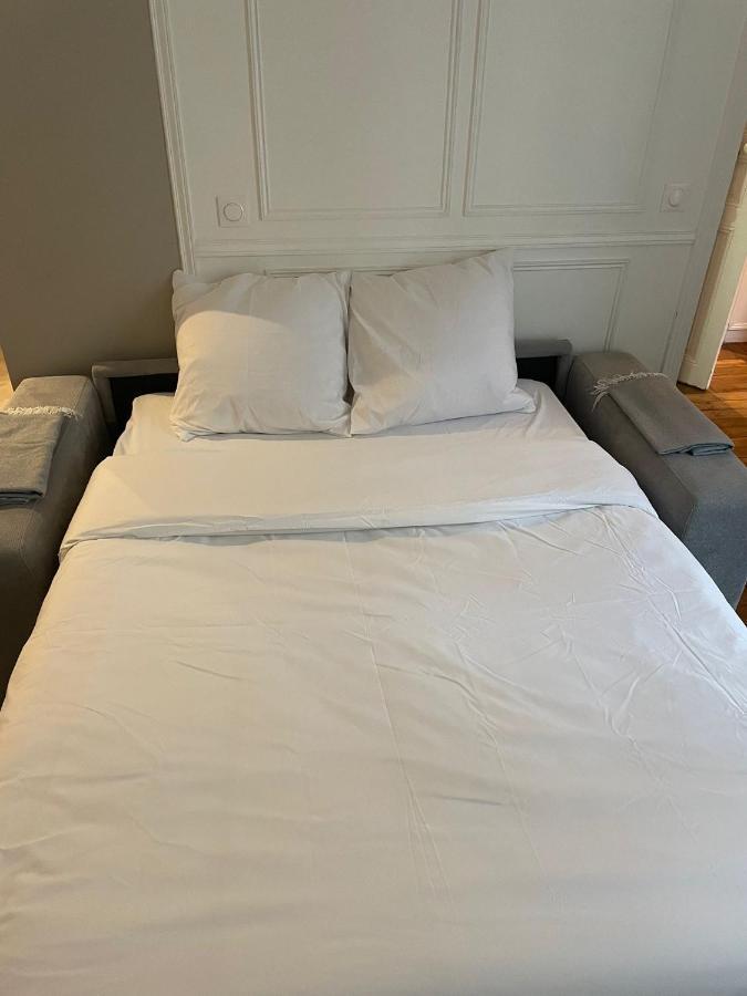 Prestige A Luxe, Calme Et Proche Tour Eiffel Et Champs-elysees * Parijs